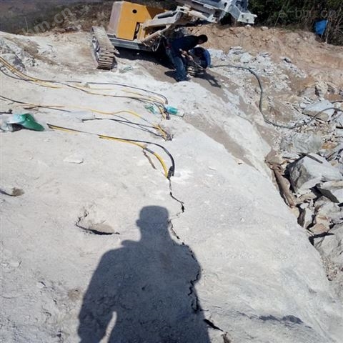 兰州挖水库致裂坚石的设备开石棒